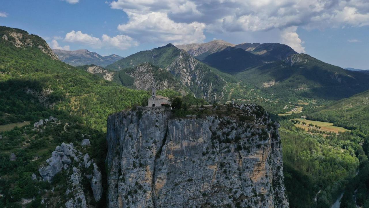 Camping Panoramique Du Verdon Castellane Exterior foto